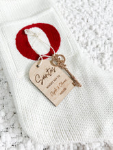 Load image into Gallery viewer, Santa’s Magic Key