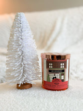 Load image into Gallery viewer, Essential Candle Co. Christmas Collection