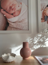 Load image into Gallery viewer, Personalised Mother’s Day Engraved Vase
