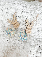 Load image into Gallery viewer, Reindeer Food Bauble
