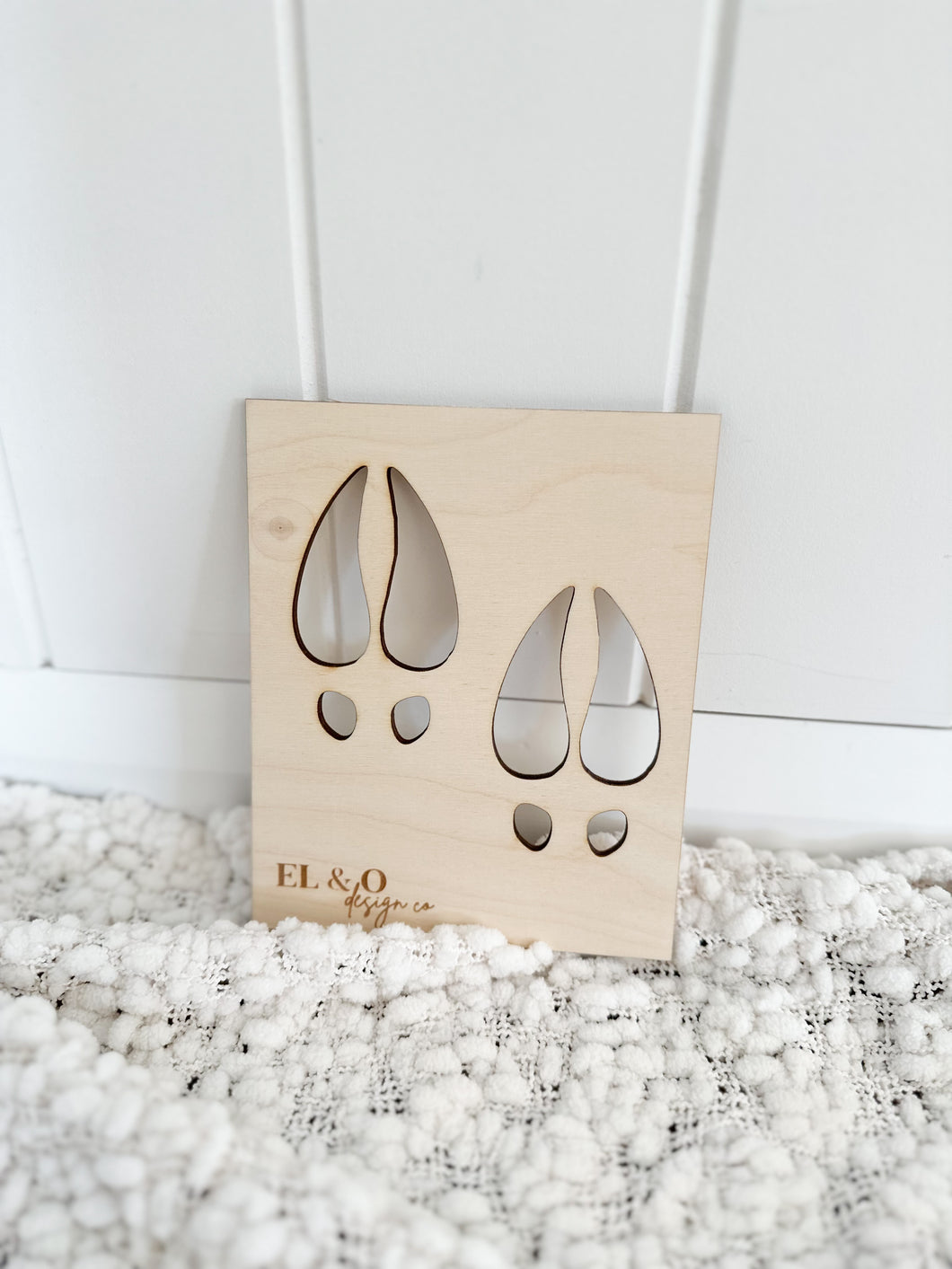 Reindeer Feet Stencil